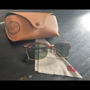 Ray-Ban Clubmaster Square Sunglasses